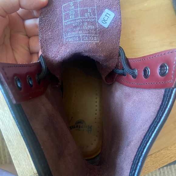 Dr. Martens 1460 SMOOTH LEATHER LACE UP BOOTS - Picture 10 of 14